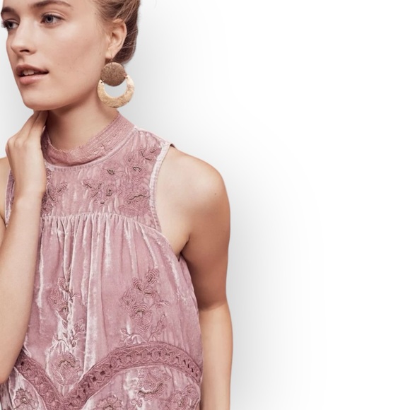 Anthropologie Floreat Myleen Crushed Velvet Top - Picture 3 of 14